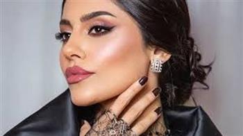 خطوات للحصول على إطلالة متألقة وراقية في ليلة عيد الميلاد المجيد