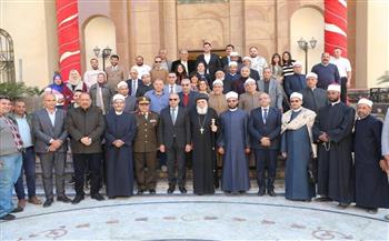 محافظ المنيا يزور مطرانيات مغاغة والعدوة ومطاي وبني مزار وسمالوط وأبوقرقاص لتقديم التهنئة بعيد الميلاد المجيد