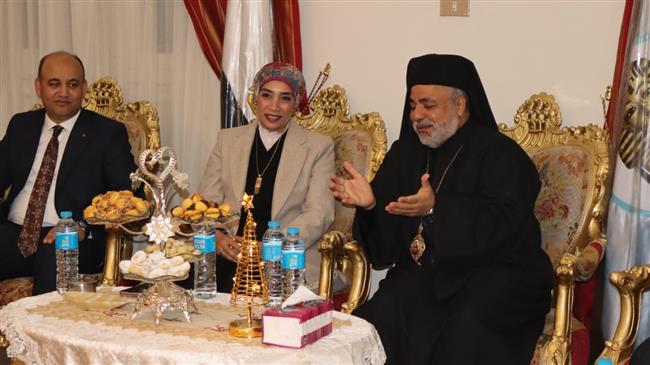 رئيس جامعة الأقصر تترأس وفدًا أكاديميا خلال زيارة الكنائس للتهنئة بعيد الميلاد المجيد