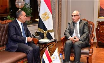 وزيرا الري والخارجية يبحثان الجهود المشتركة في قضايا المياه على المستويين الإقليمي والدولي