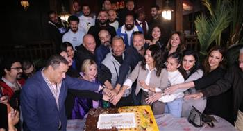 في أجواء الشتاء.. أبطال مسلسل "أولاد الراعي" يواصلون التصوير