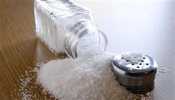 155 كيسًا أسبوعيًا.. البريطانيون يستهلكون كميات مفرطة من الملح