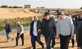 وزير الري يتفقد حالة المنظومة المائية بمحافظة السويس