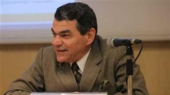 جابر بسيونى بعد تكريمه من مؤتمر أدباء مصر:  مطمئن على الأمن الثقافى