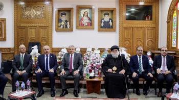 محافظ الإسماعيلية يزور كنائس المحافظة لتقديم التهنئة بعيد الميلاد المجيد