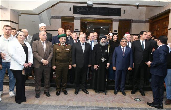محافظ الدقهلية ومدير الأمن ونائب المحافظ يقدمون التهنئة بعيد الميلاد للمسيحيين