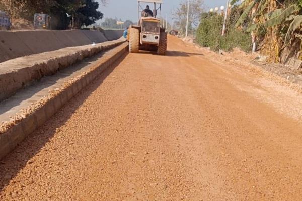 محافظ المنوفية يتابع أعمال الرصف والتطوير بمراكز الشهداء وأشمون وقويسنا وبركة السبع والباجور