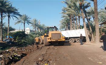 محافظ كفرالشيخ يعلن بدء الحملة الموسعة لتمهيد وتطوير ونظافة الطرق والشوارع