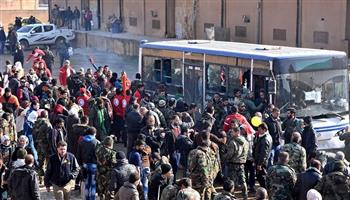 الدفاع المدني السوري: إجلاء نحو 3 آلاف مدني في حلب معظمهم من حيي الشيخ مقصود والأشرفية