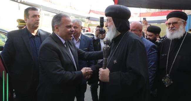 محافظ الشرقية يزور مطرانية فاقوس لتهنئة الإخوة المسيحيين بعيد الميلاد المجيد