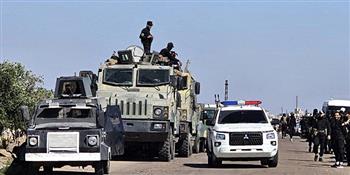 قوى الأمن الداخلي تنفذ عملية أمنية في حي الورود بريف دمشق وتعتقل عددا من الخارجين عن القانون