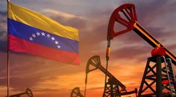 "فاينانشيال تايمز": مرافق النفط الفنزويلية تعيش "حالة كارثية" وبحاجة إلى 100 مليار دولار
