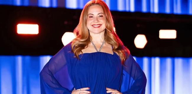 ريا أبي راشد تعيد نشر اطلالة من2025