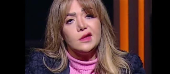 لقاء سويدان تكشف إصابتها بالتهاب العصب السابع 