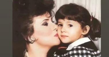 دنيا سمير غانم تستعيد ذكرياتها مع والدتها بصورة مؤثرة قبل ذكرى عيد ميلادها