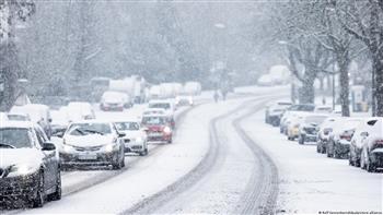 ثلوج كثيفة تغلق جسراً رئيسياً شمال ألمانيا وتلوّح بإغلاق المدارس