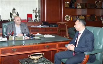 محافظ بني سويف يناقش نتائج الحملة التنشيطية لتنمية الأسرة ضمن المبادرة الرئاسية"بداية"