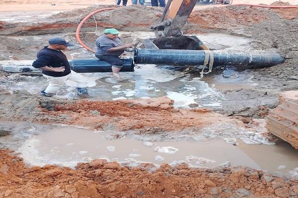 محافظ كفرالشيخ: الانتهاء من إصلاح الكسر المفاجئ بخط طرد محطة الرفع الرئيسية ببلطيم   