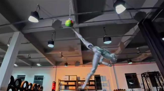 فيديو.. روبوت صيني بقدرات قتالية غير مسبوقة