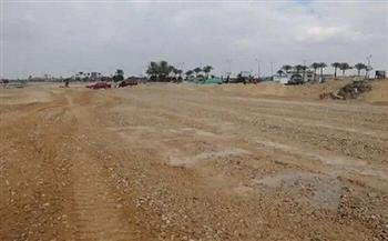 وزير الإسكان يُعلن طرح قطع أراضٍ استثمارية بمدينتي العلمين الجديدة والسادات  