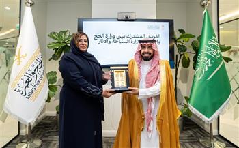 وزارة السياحة تبحث مع وزارة الحج السعودية آليات رفع جودة الخدمات المقدمة للمعتمرين المصريين