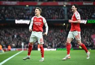 الدوري الإنجليزي..القناة الناقلة لمباراة ليفربول وآرسنال اليوم 