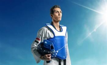 أشرف صبحي يهنئ سيف عيسى بحصوله على جائزة أفضل لاعب في أفريقيا لعام 2025 