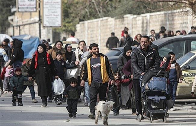 خبير عسكري: عناصر غير سورية وراء رفض خروج "قسد" من حي الشيخ مقصود