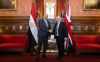 رئيس مجلس العموم البريطاني يبحث مع سفير مصر بالمملكة المتحدة تعزيز العلاقات التاريخية بين البلدين