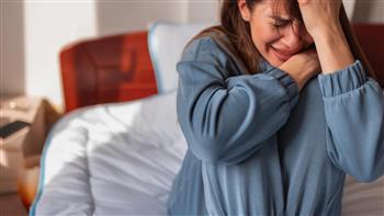 هل تتوقعين الأسوأ دائمًا؟.. اعرفي السبب