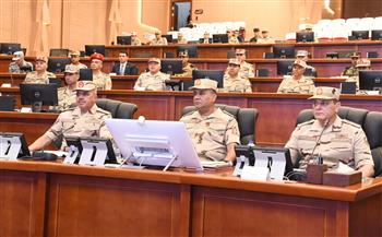 وزير الدفاع يشهد تنفيذ المرحلة الرئيسية لمشروع مراكز القيادة الاستراتيجي لإدارة الحرب الكيميائية 