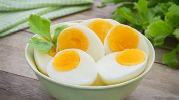 ما العلاقة بين البيض وأمراض القلب؟