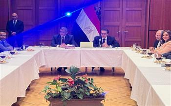 وزير الصحة يلتقي نخبة من الكوادر الطبية المصرية بألمانيا على هامش قمة الصحة العالمية في برلين