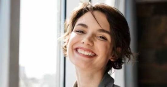 الإكتئاب المبتسم أسبابه وأعراضه