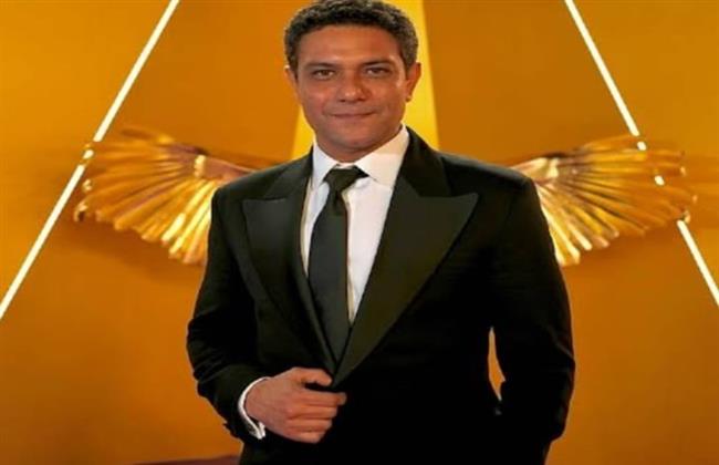 القاهرة السينمائي يكرم" آسر ياسين" بجائزة فاتن حمامة للتميز 
