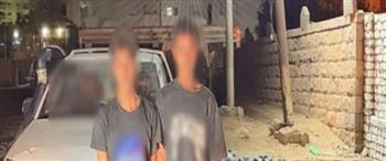 ضبط شخصين بأسوان بحوزتهما طن سولار وبندقيتان لتجميع الوقود وبيعه بالسوق السوداء