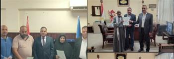 نائب محافظ البحيرة يسلم عدداً من عقود تقنين أراضي أملاك الدولة للمواطنين بمركزي المحمودية ودمنهور 