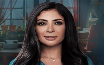 منى زكي توجه رسالة لريهام عبد الغفور بعد مشاركتها في «طالع نازل»