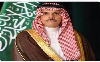 وزير الخارجية السعودي يبحث مع نظيره الإماراتي الاعتداءات الحوثية على المملكة