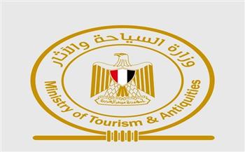 السياحة والآثار تتابع رحلات المعتمرين المصريين في ظل التطورات الإقليمية