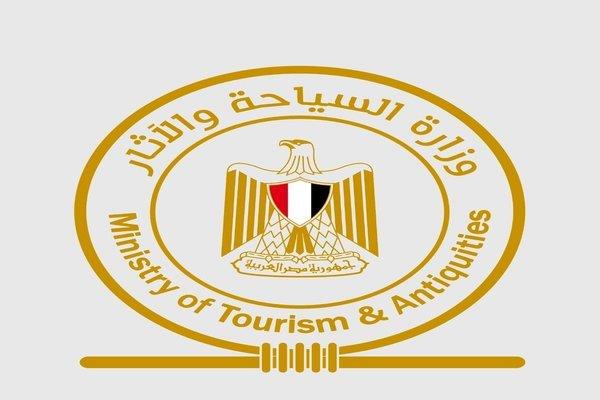 السياحة والآثار تتابع رحلات المعتمرين المصريين في ظل التطورات الإقليمية