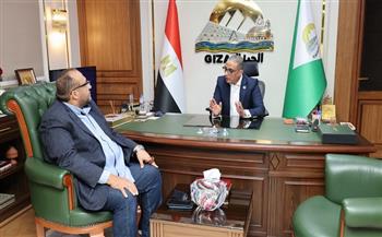 محافظ الجيزة يبحث مع رئيس شركة المياه والصرف الصحي خطط تطوير المنظومة ورفع كفاءة التشغيل