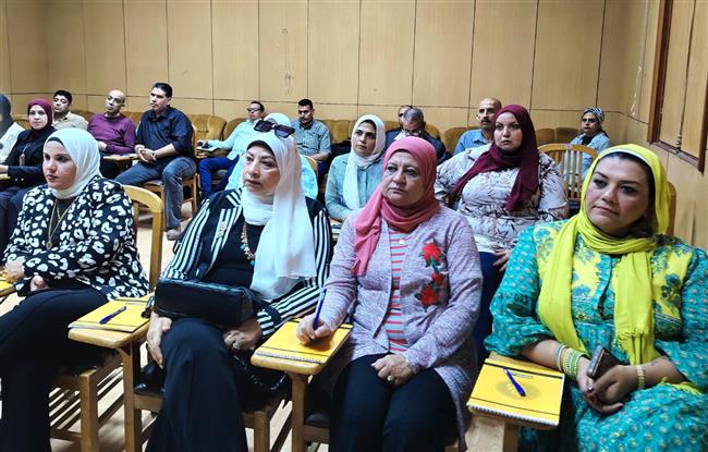 آليات إدارة الأزمات ضمن البرنامج التدريبي بقصور الثقافة