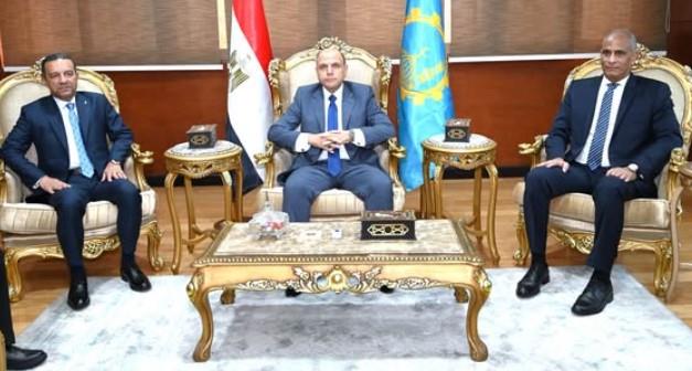 محافظ الغربية يستقبل محافظي المنوفية وكفر الشيخ ورؤساء جامعات طنطا والمنوفية وكفر الشيخ وسمنود التكنولوجية 