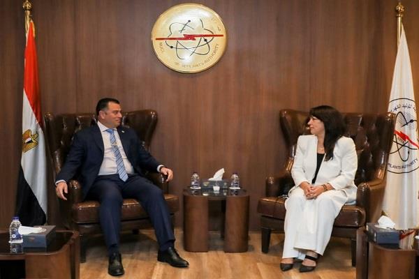 رئيس هيئة المحطات النووية لتوليد الكهرباء يبحث مع «روساتوم» إنشاء محطة لتحلية المياه بالضبعة