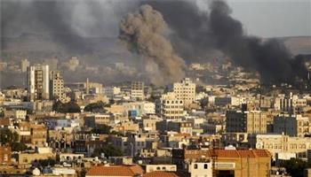  معارك عنيفة على جبهات تعز ولحج وسط تصعيد جوي واسع