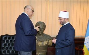 وزير الأوقاف ومحافظ الإسكندرية يضعان حجر أساس المجمع الإسلامي بسموحة.. ويؤكدان دوره في خدمة المجتمع