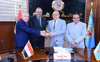 الطب البشري أولًا والعلوم ثانيًا.. النعماني يكرم الفائزين بمسابقة أفضل كلية في خدمة المجتمع بجامعة سوهاج