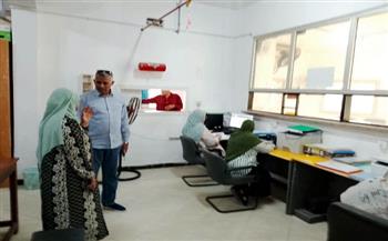 رئيس مدينة القصير يتفقد إدارات الوحدة المحلية ويوجه بسرعة إنجاز طلبات المواطنين ورفع كفاءة الخدمات