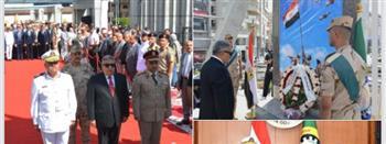 في ذكرى انتصارات أكتوبر المجيدة.. محافظ الدقهلية يضع إكليل الزهور على النصب التذكاري للشهداء